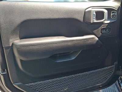 2022 Jeep Wrangler Unlimited Sahara Altitude 4x4