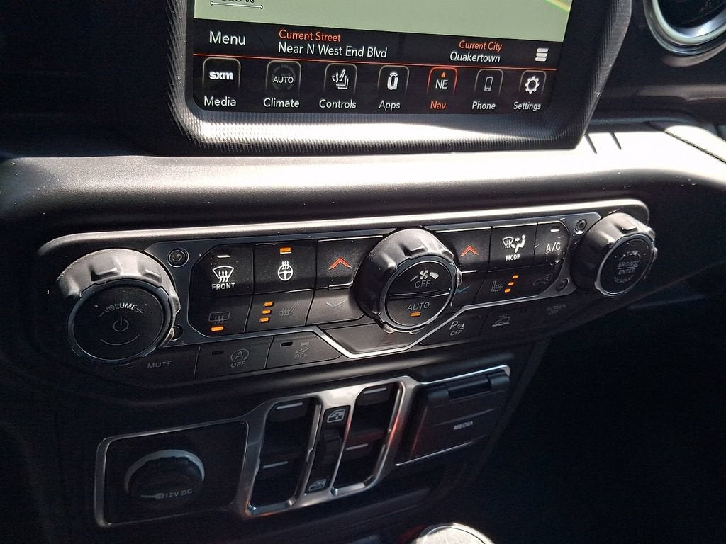 2022 Jeep Wrangler Unlimited Sahara Altitude 4x4