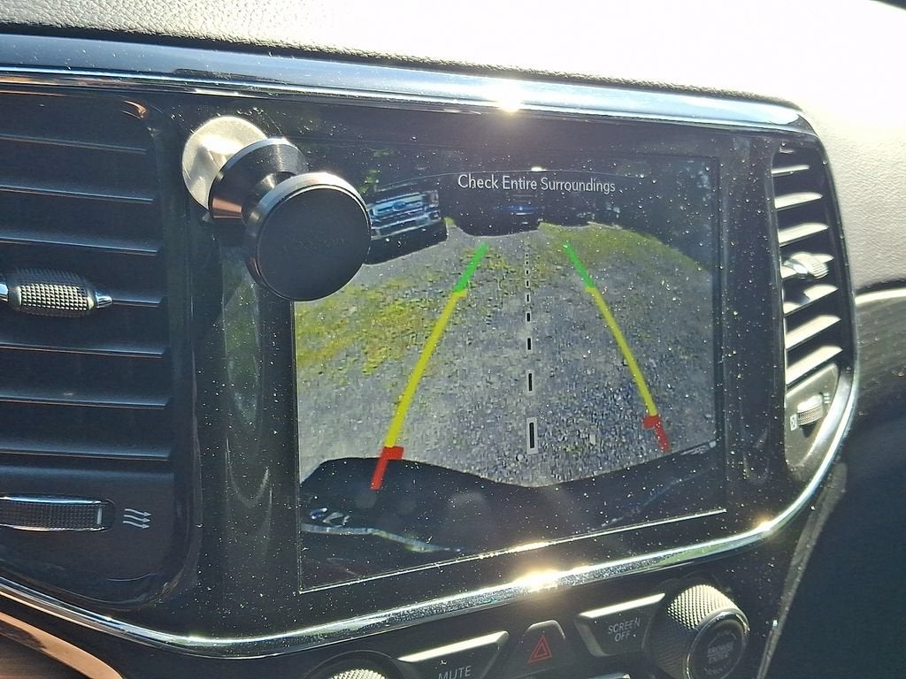 2021 Jeep Grand Cherokee Laredo X 4x4