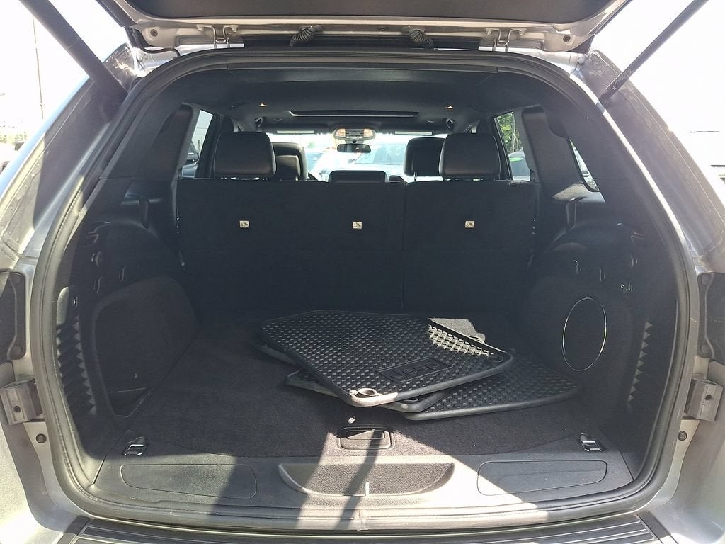 2021 Jeep Grand Cherokee Laredo X 4x4