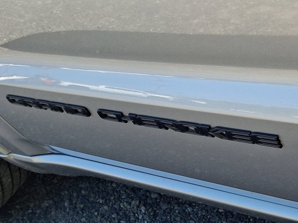 2021 Jeep Grand Cherokee Laredo X 4x4