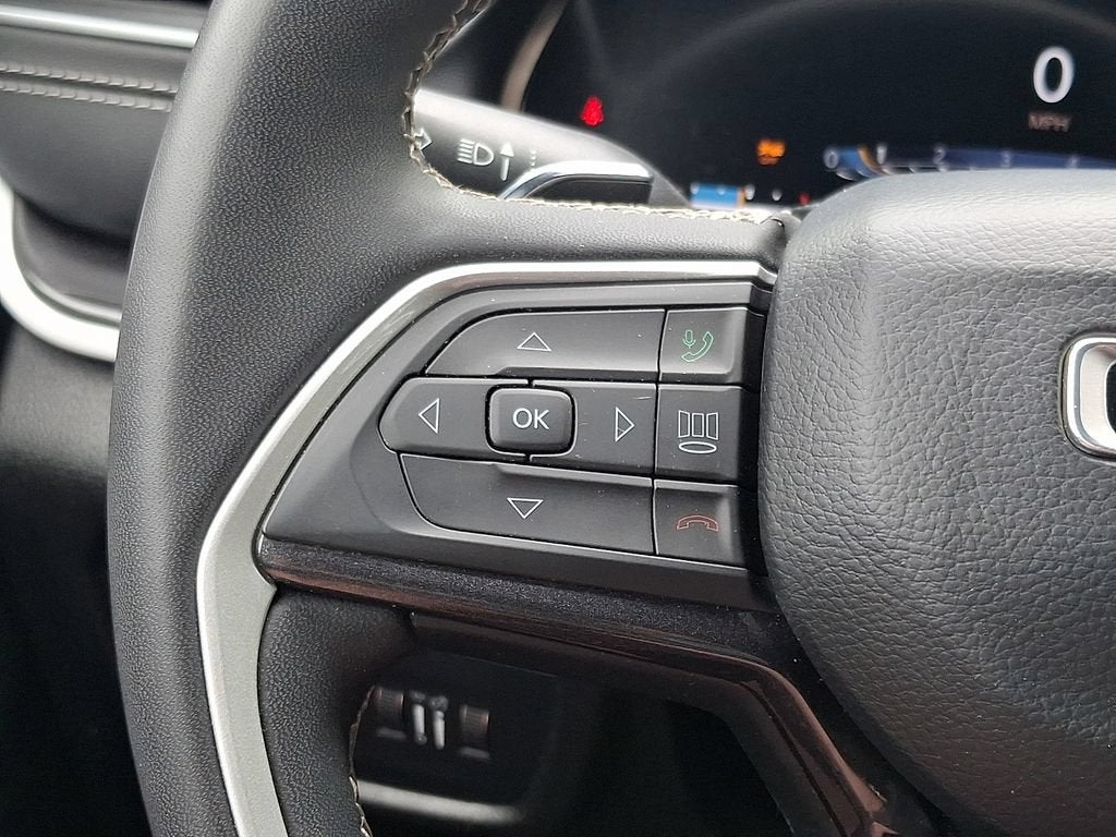 2023 Jeep Grand Cherokee L Altitude 4x4