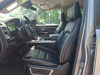 2022 RAM 1500 Laramie Crew Cab 4x4 5'7" Box