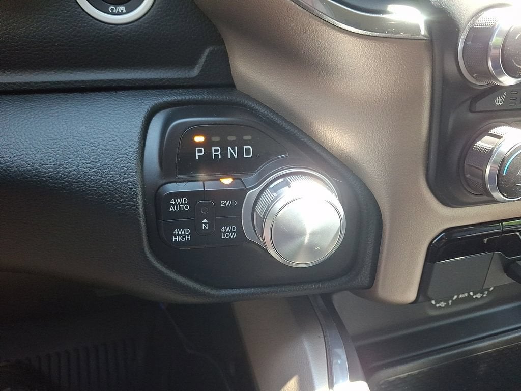2022 RAM 1500 Laramie Crew Cab 4x4 5'7" Box