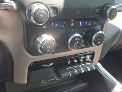 2022 RAM 1500 Laramie Crew Cab 4x4 5'7" Box