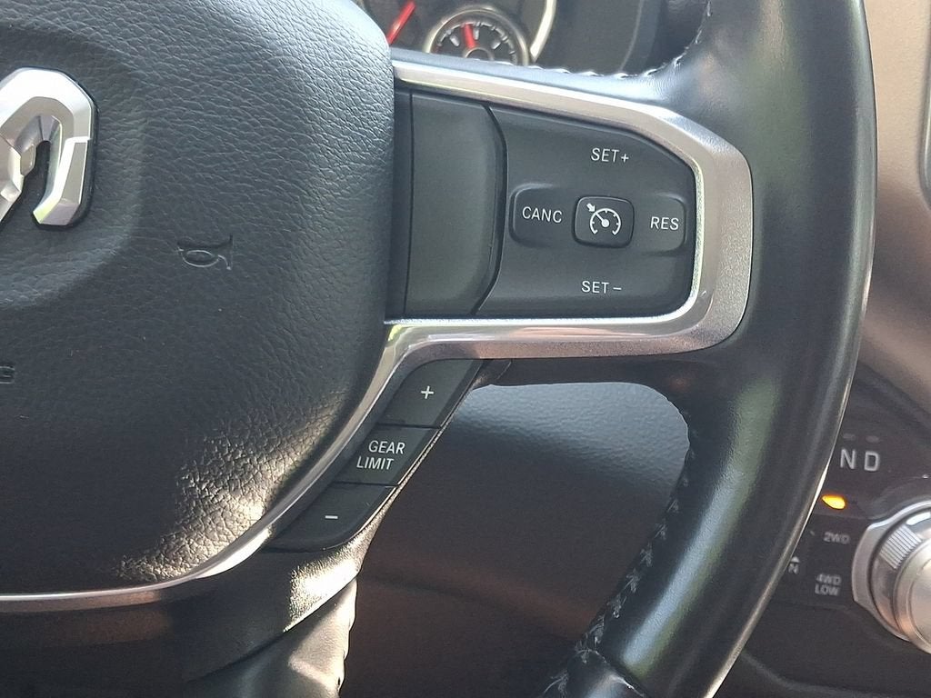 2022 RAM 1500 Laramie Crew Cab 4x4 5'7" Box
