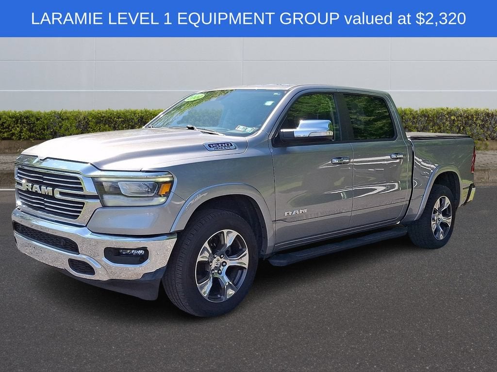 2022 RAM 1500 Laramie Crew Cab 4x4 5'7" Box