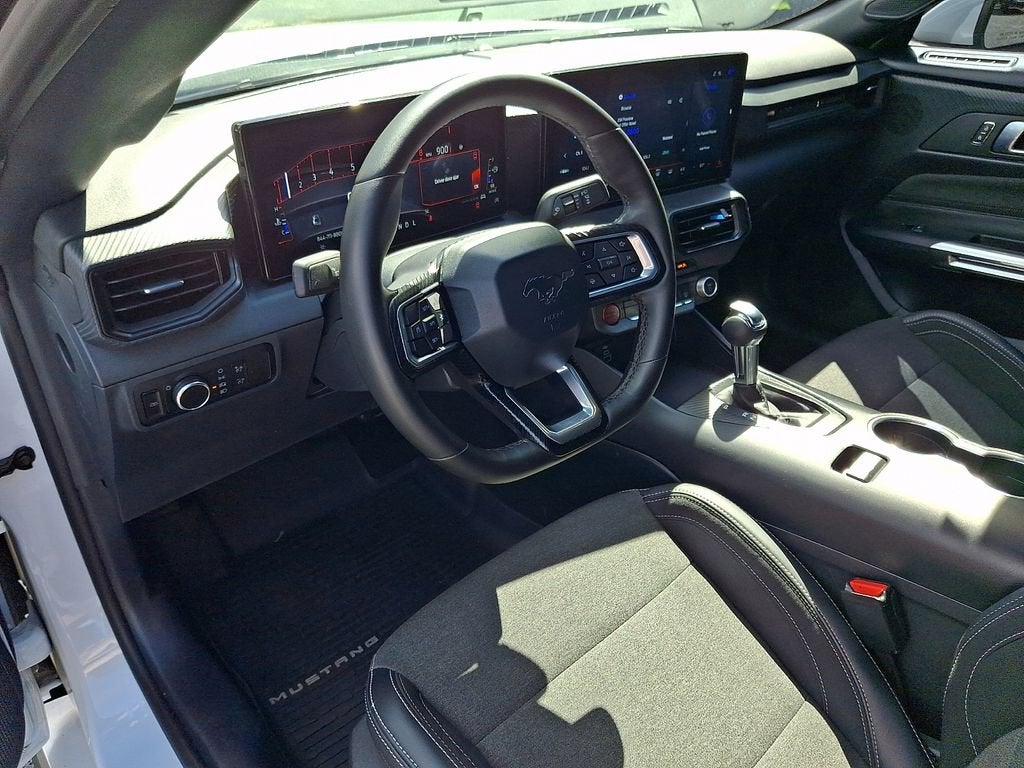 2024 Ford Mustang EcoBoost Fastback