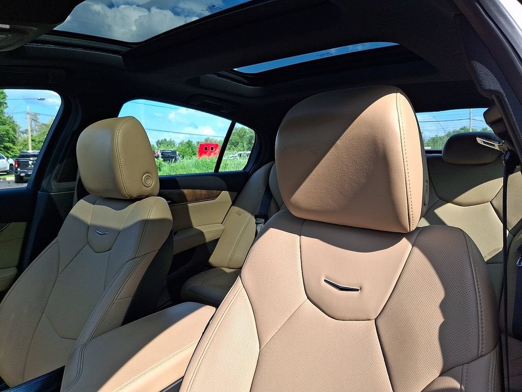 2023 Cadillac CT5 Premium Luxury
