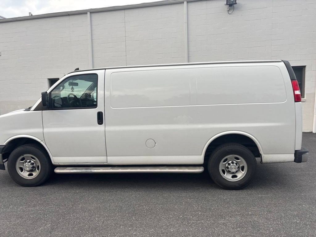 2022 Chevrolet Express Cargo 2500 RWD 2500 Regular Wheelbase WT