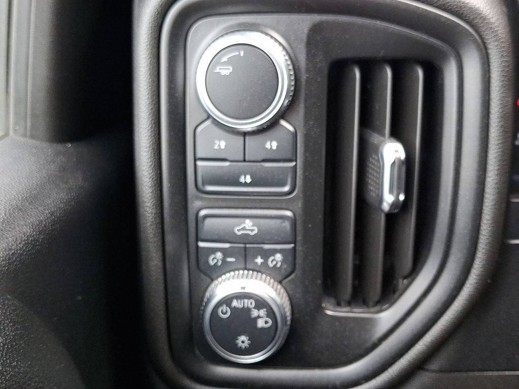 2021 GMC Sierra 3500 HD Chassis Cab JET BLACK