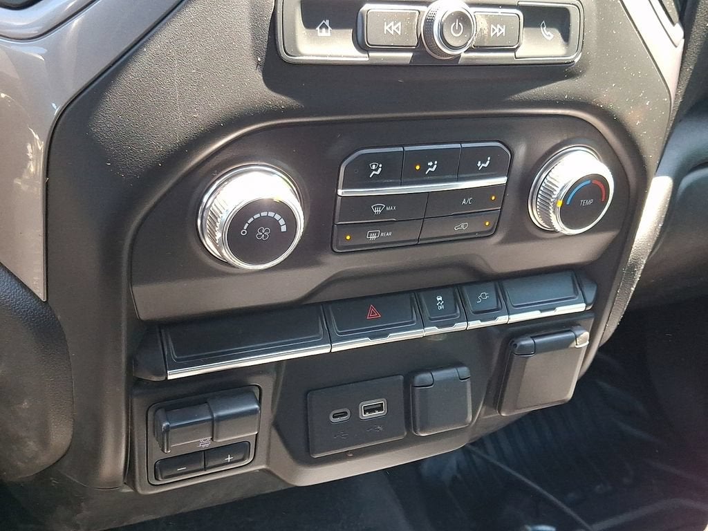 2021 GMC Sierra 3500 HD Chassis Cab JET BLACK