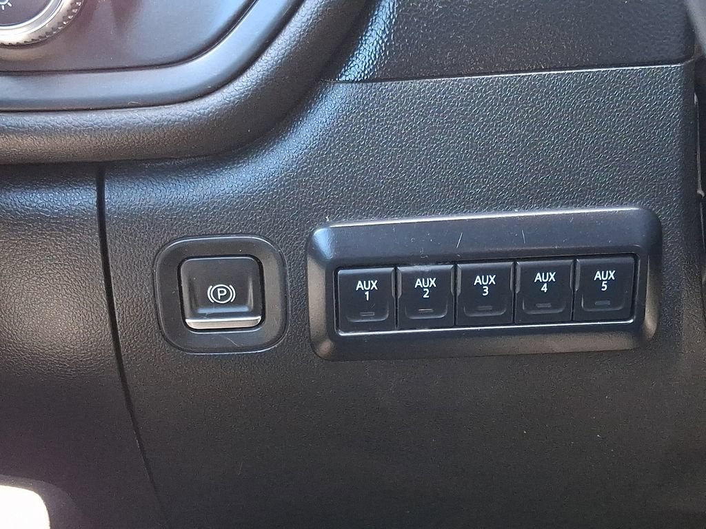 2021 GMC Sierra 3500 HD Chassis Cab JET BLACK