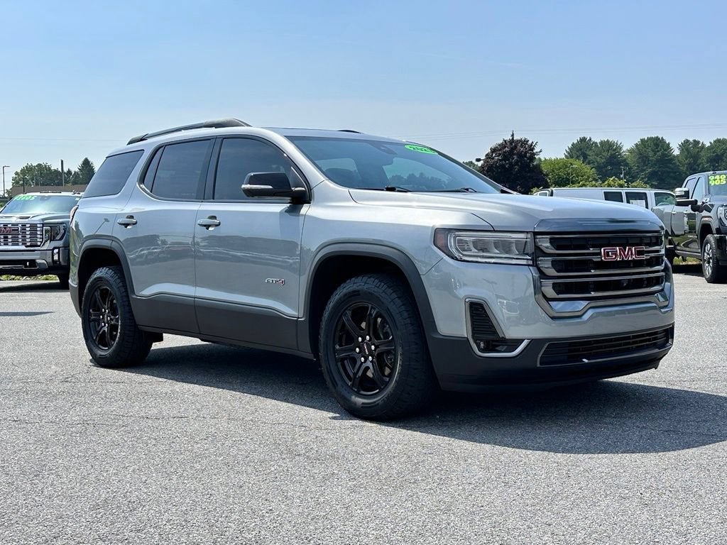 2023 GMC Acadia AT4
