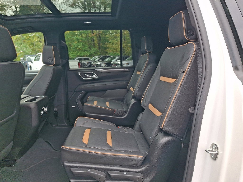 2023 GMC Yukon XL AT4