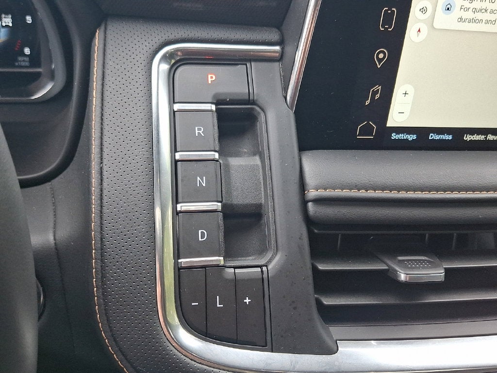 2023 GMC Yukon XL AT4