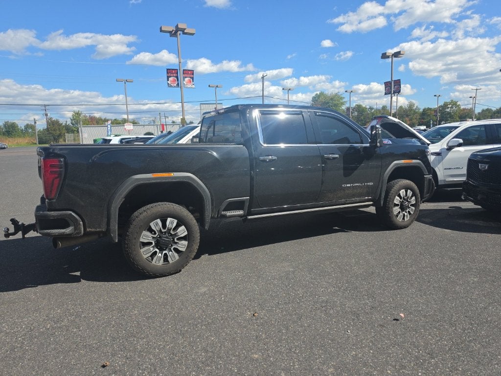 2025 GMC Sierra 3500 HD Denali