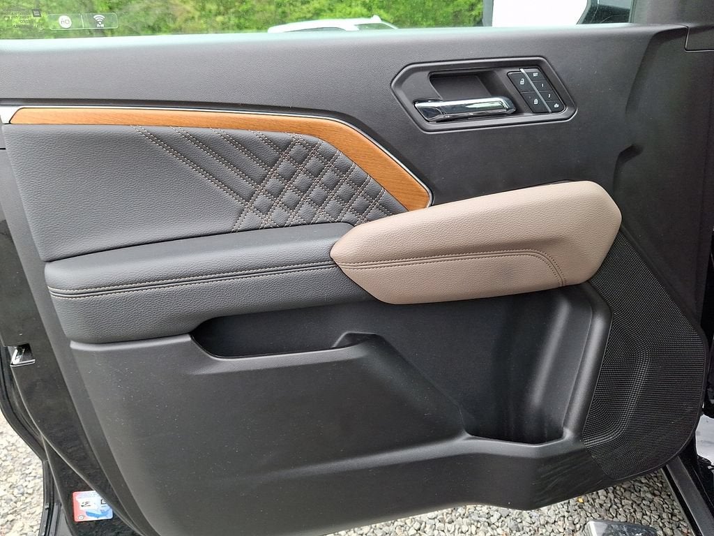 2023 GMC Canyon Denali