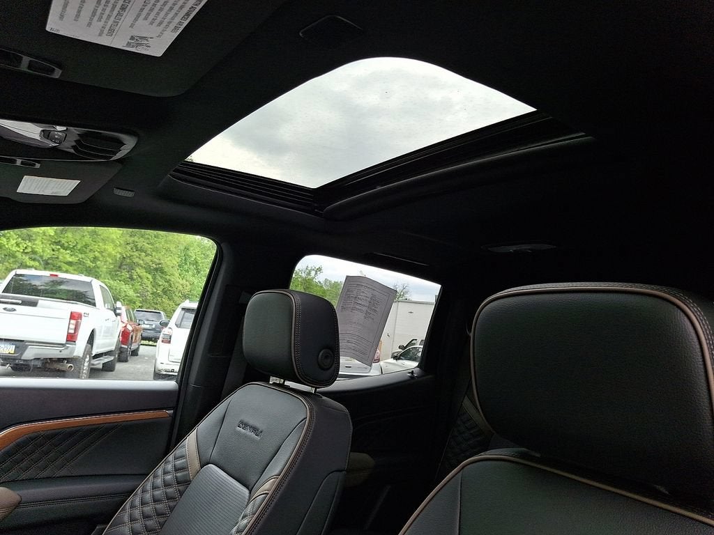 2023 GMC Canyon Denali