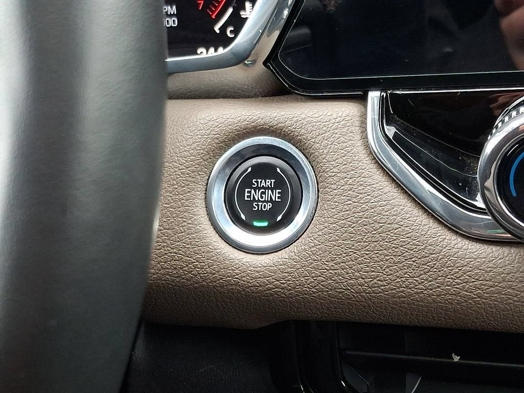 2023 GMC Canyon Denali