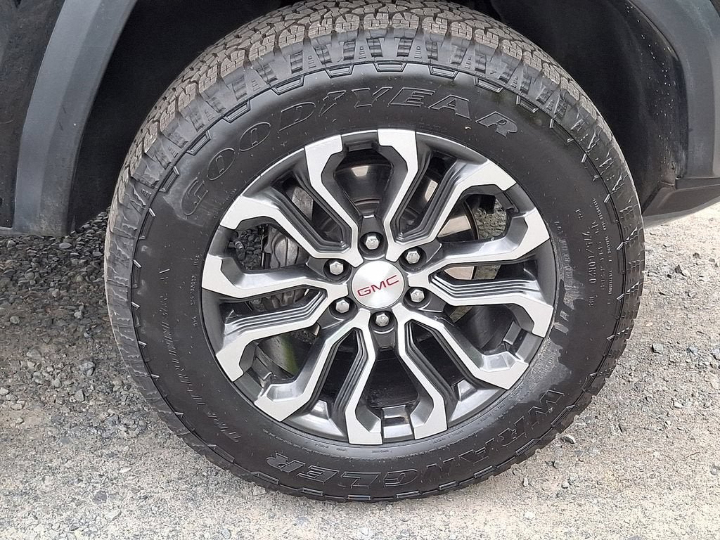 2023 GMC Canyon Denali