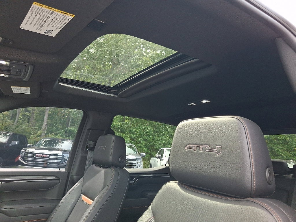 2025 GMC Sierra 1500 AT4