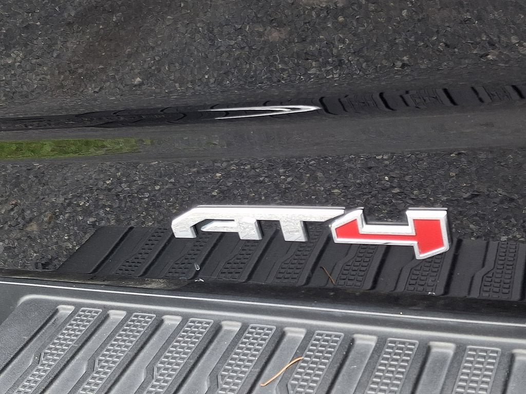 2022 GMC Sierra 1500 AT4