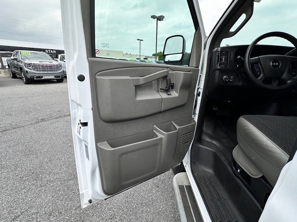 2024 GMC Savana Cargo 2500 Work Van