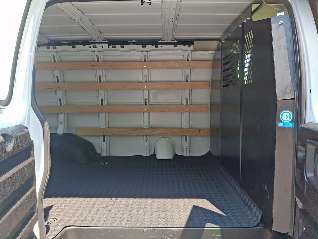 2024 GMC Savana Cargo 2500 Work Van