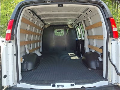 2024 GMC Savana Cargo 2500 Work Van