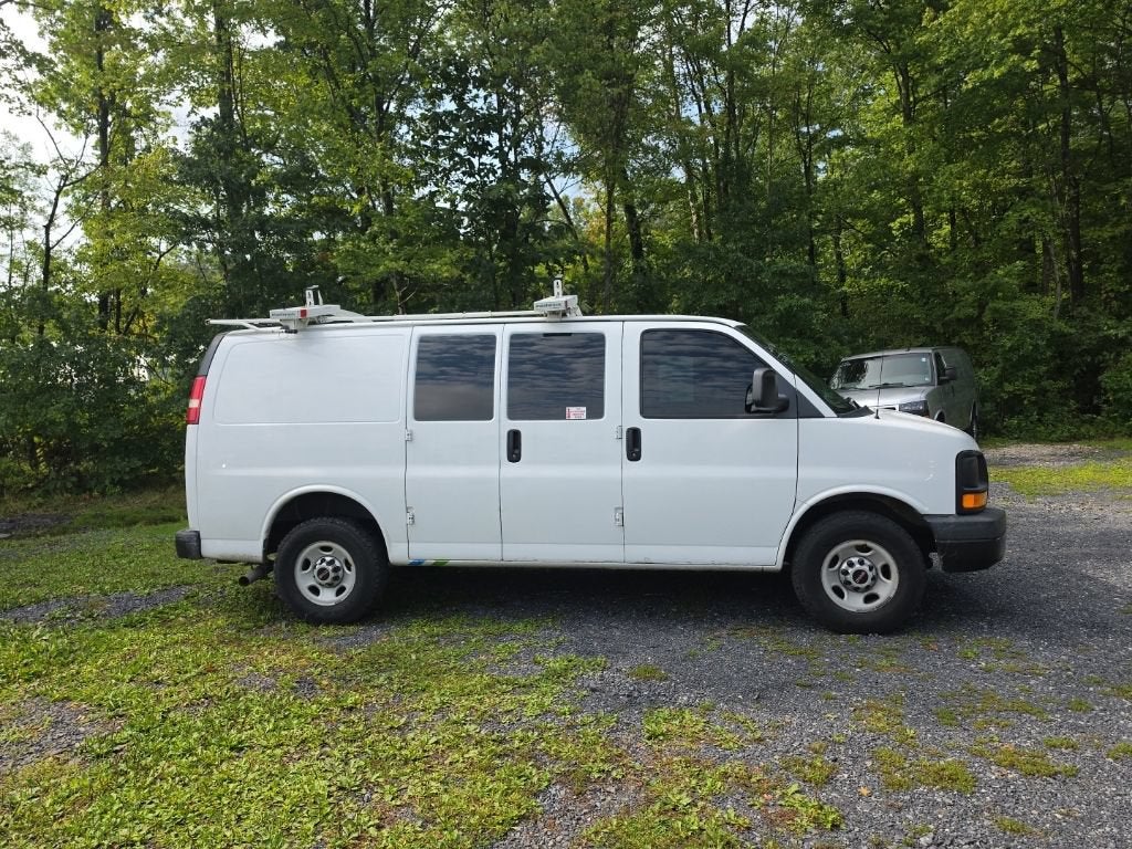 2015 GMC Savana Cargo 2500 Work Van