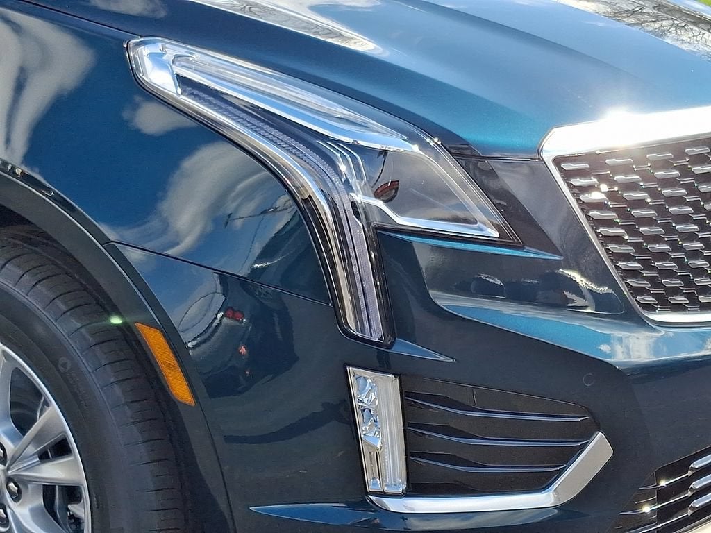 2026 Cadillac XT5 Luxury