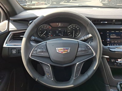2026 Cadillac XT5 Luxury