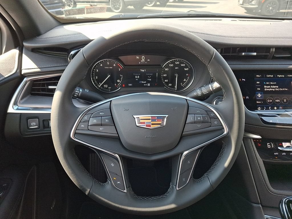 2026 Cadillac XT5 Luxury