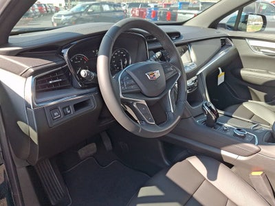 2026 Cadillac XT5 Luxury