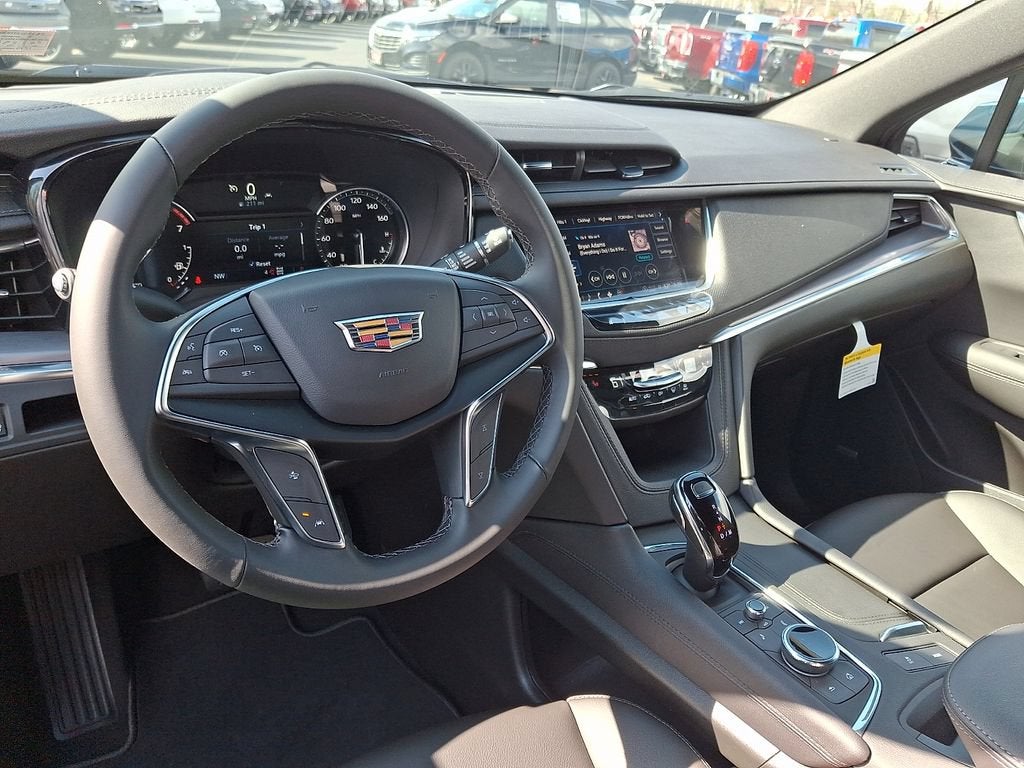 2026 Cadillac XT5 Luxury