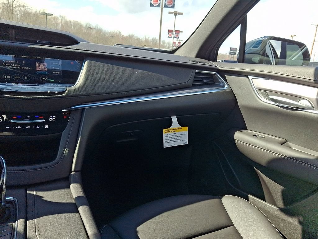 2026 Cadillac XT5 Luxury