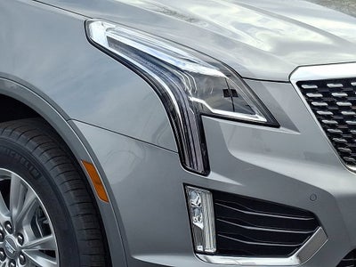 2026 Cadillac XT5 Luxury