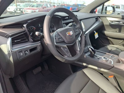 2026 Cadillac XT5 Luxury