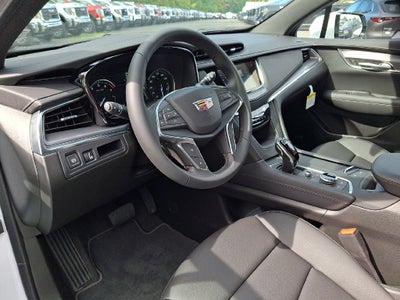 2026 Cadillac XT5 Luxury