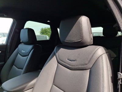 2026 Cadillac XT5 Luxury