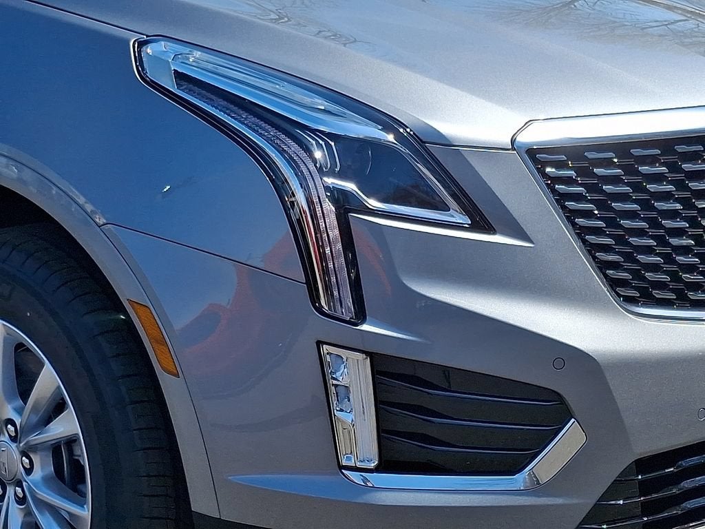 2026 Cadillac XT5 Luxury