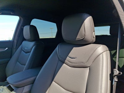 2026 Cadillac XT5 Luxury