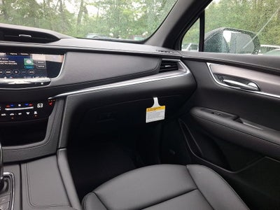 2026 Cadillac XT5 Luxury