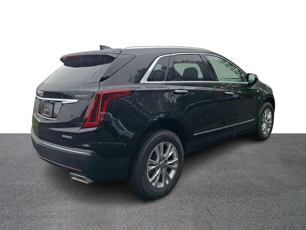 2026 Cadillac XT5 Luxury