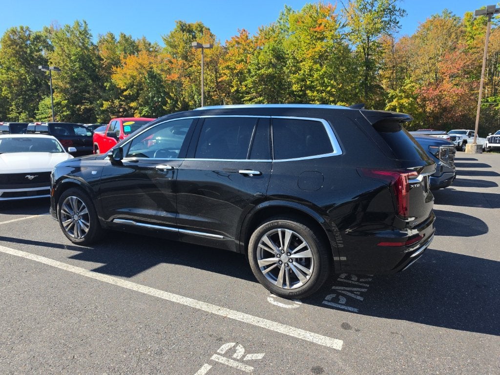 2024 Cadillac XT6 Premium Luxury