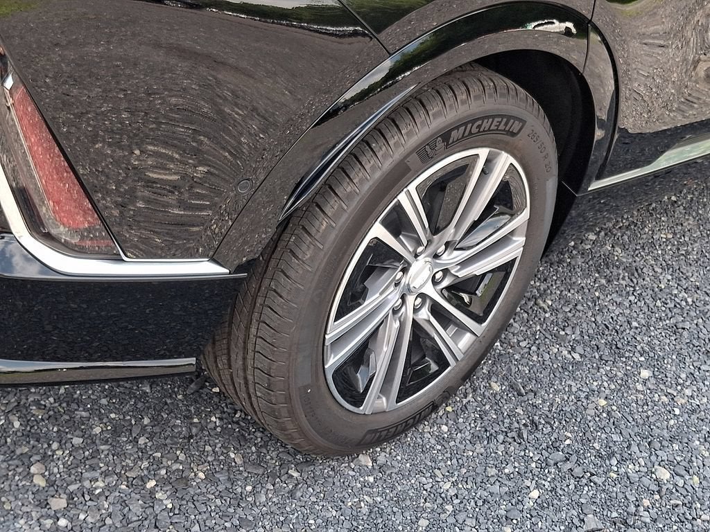 2027 Cadillac LYRIQ Premium Luxury