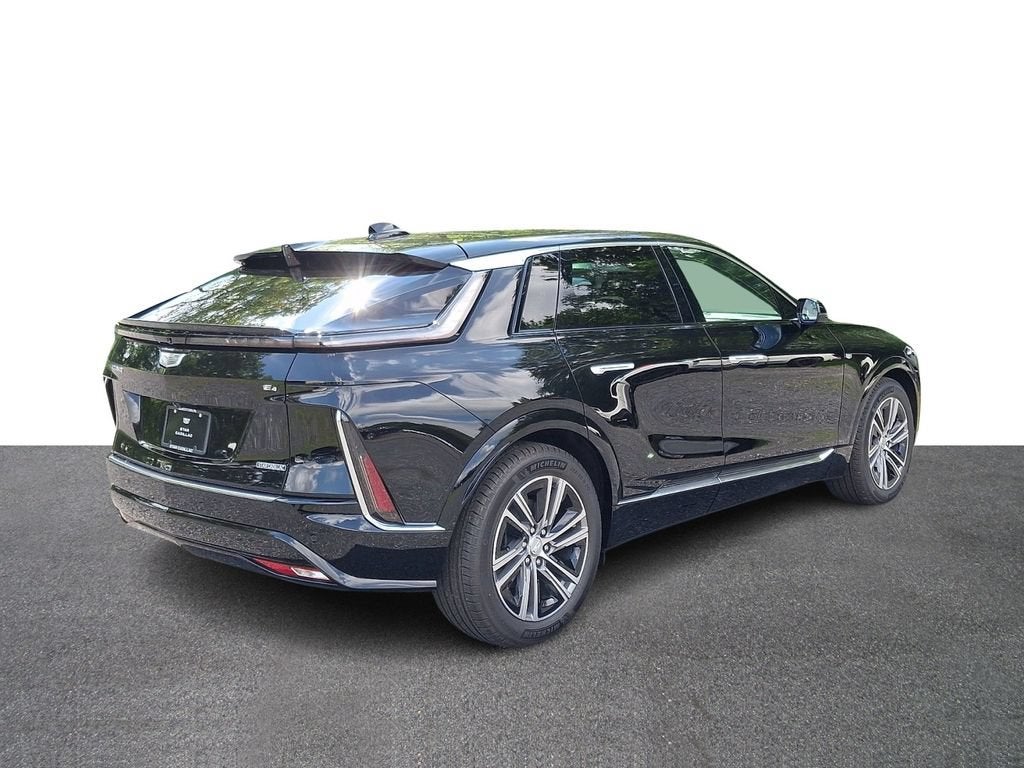 2027 Cadillac LYRIQ Premium Luxury