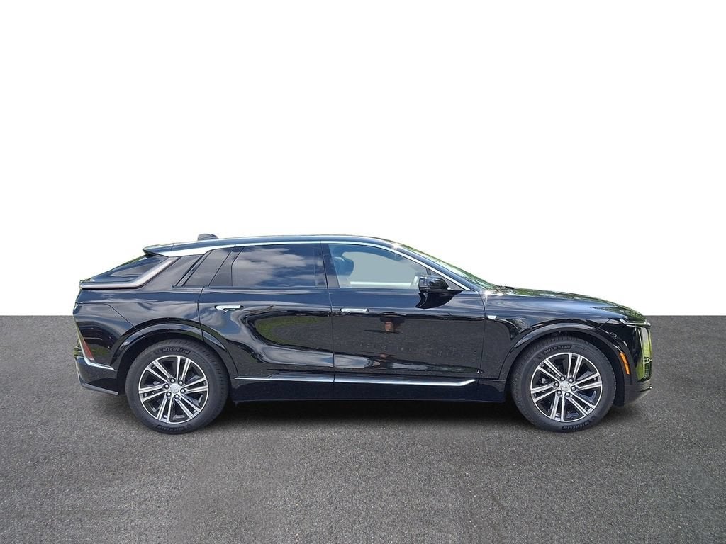 2027 Cadillac LYRIQ Premium Luxury