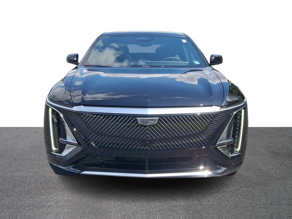 2027 Cadillac LYRIQ Premium Luxury